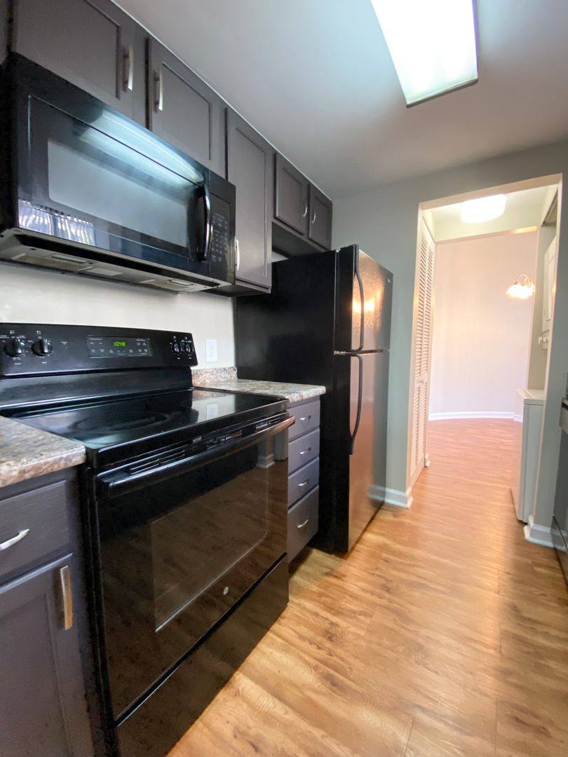Apartment for rent at 1100 Wheat St, Columbia, SC 29201