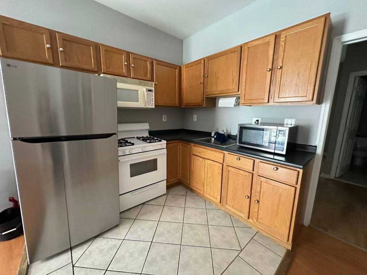 Apartment for rent at 1430 W Master St, Philadelphia, PA 19121