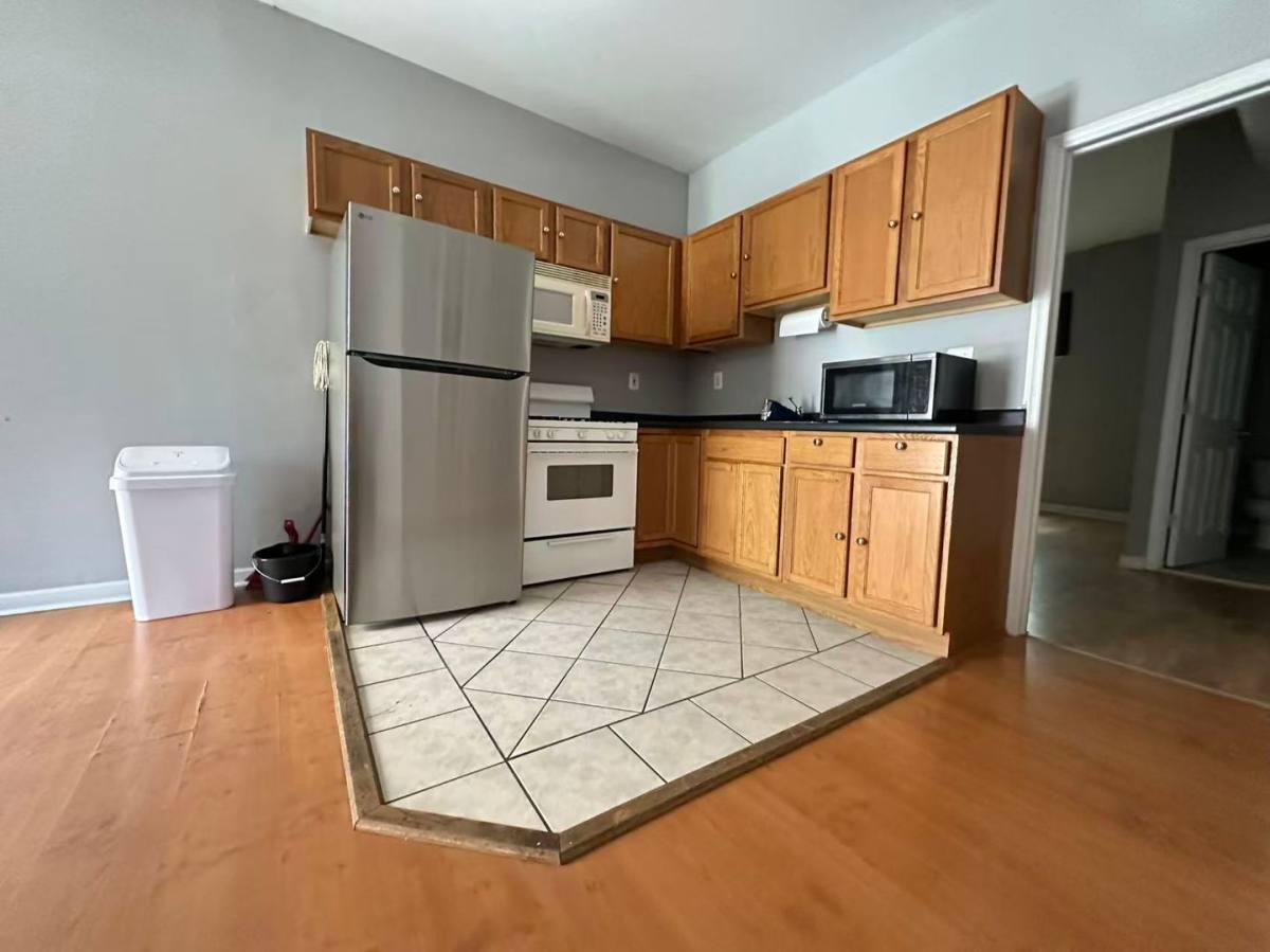 Apartment for rent at 1430 W Master St, Philadelphia, PA 19121
