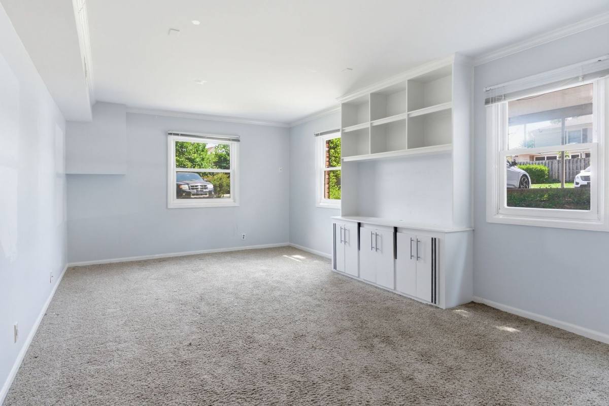 Apartment for rent at 5025 Hillsboro Pike #14A, Nashville, TN 37215