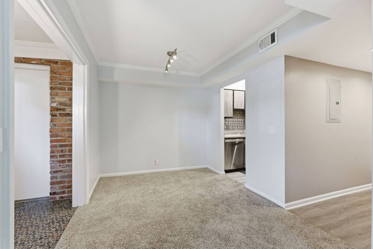 Apartment for rent at 5025 Hillsboro Pike #14A, Nashville, TN 37215