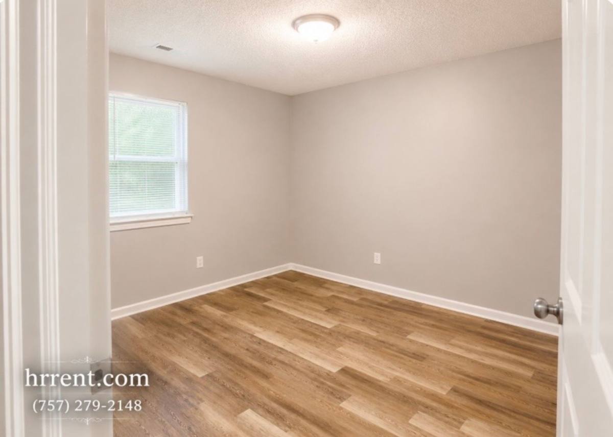 Apartment for rent at 4100 Sail Court, Chesapeake, VA 23321