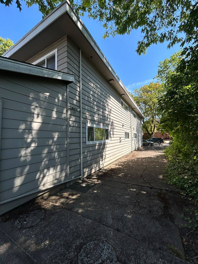 Apartment for rent at 2510 NW Van Buren Ave, Corvallis, OR 97330