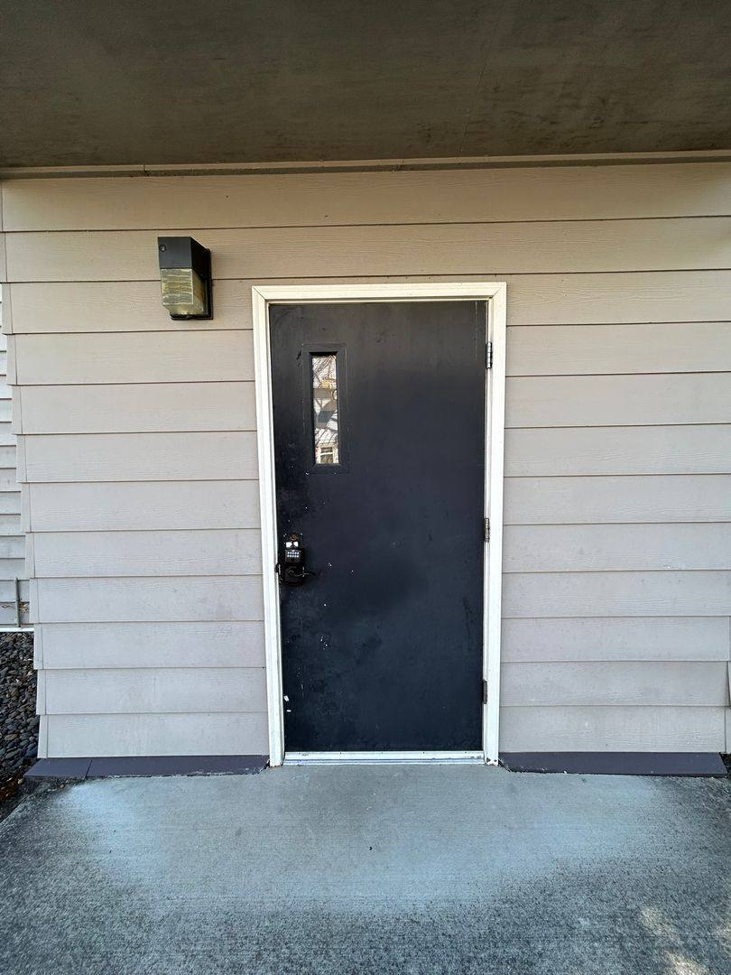 Apartment for rent at 2510 NW Van Buren Ave, Corvallis, OR 97330