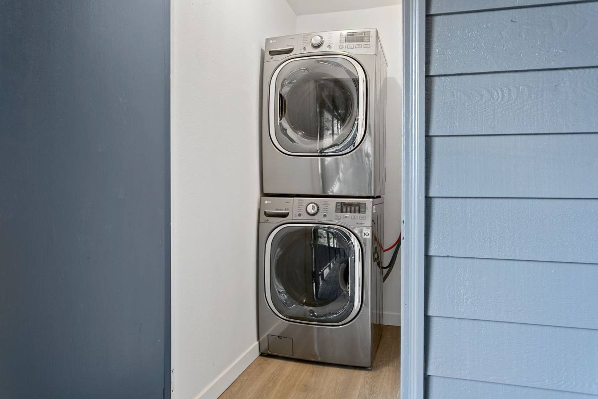 Townhouse for rent at 3240 SE 90th Place, Portland, OR 97266