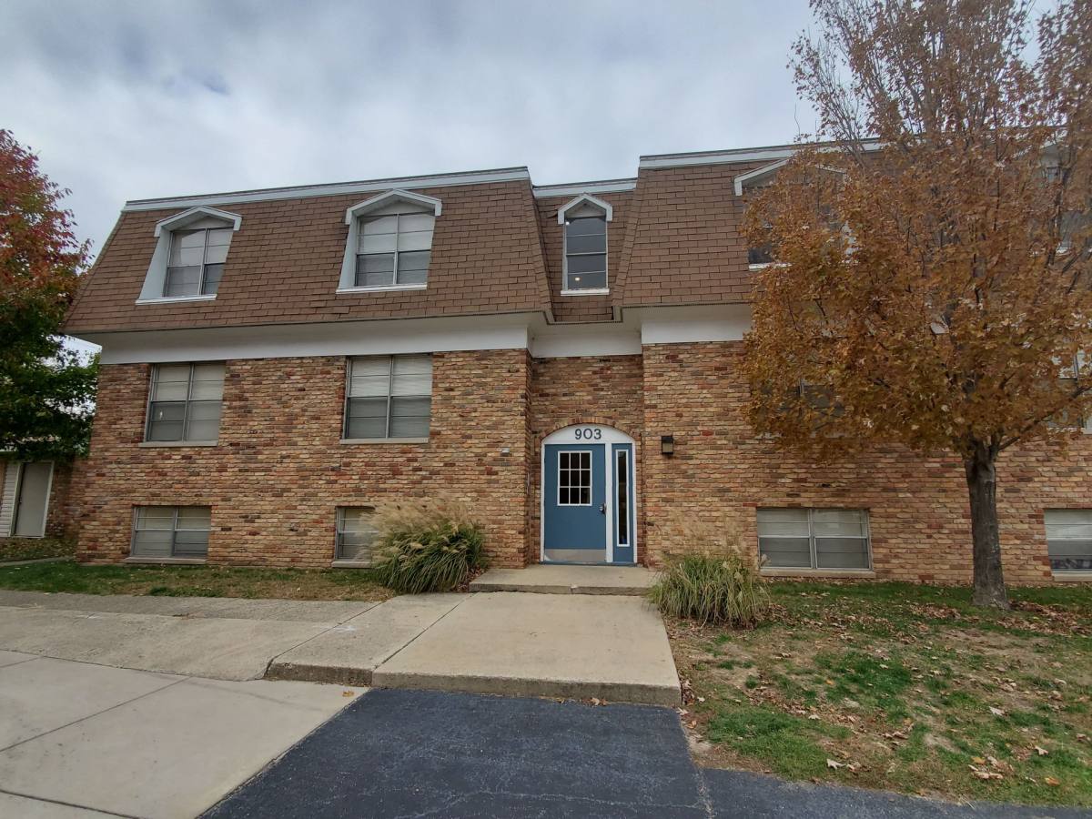 Apartment for rent at 909-911 S Mattis Ave, Champaign, IL 61821