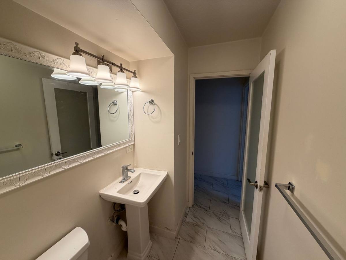 Apartment for rent at 438 Kuamoo St, Honolulu, HI 96815