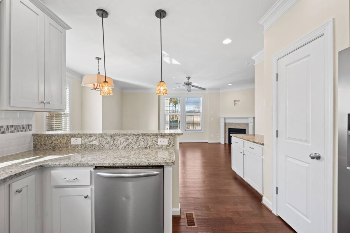 Condo for rent at 4629 Lee Ave, Virginia Beach, VA 23455