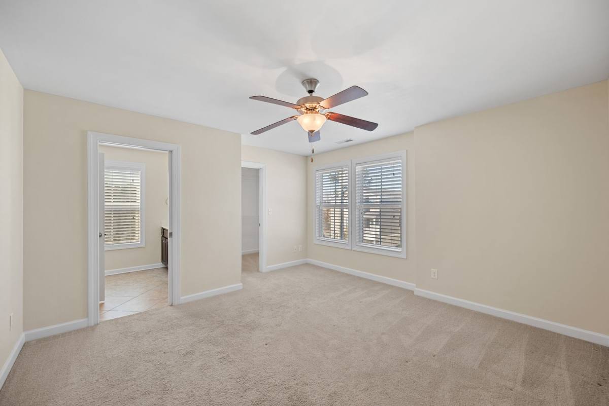 Condo for rent at 4629 Lee Ave, Virginia Beach, VA 23455
