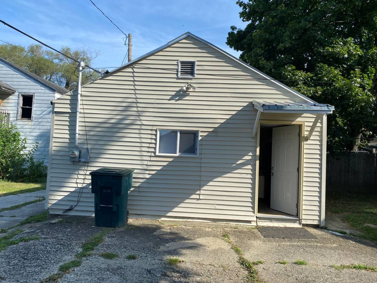 House for rent at 1307 S Ebright, Muncie, IN 47302