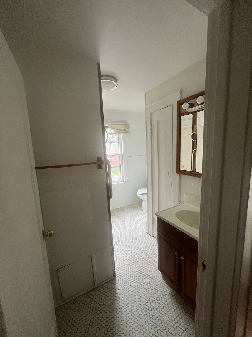 Apartment for rent at 99 Cummings St, Rochester, NY 14609