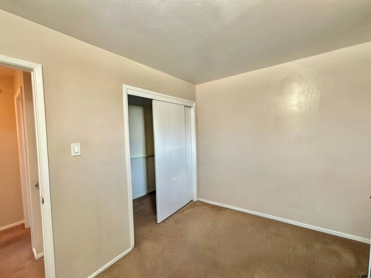 Apartment for rent at 5730 Bayview Ave, Richmond, CA 94804