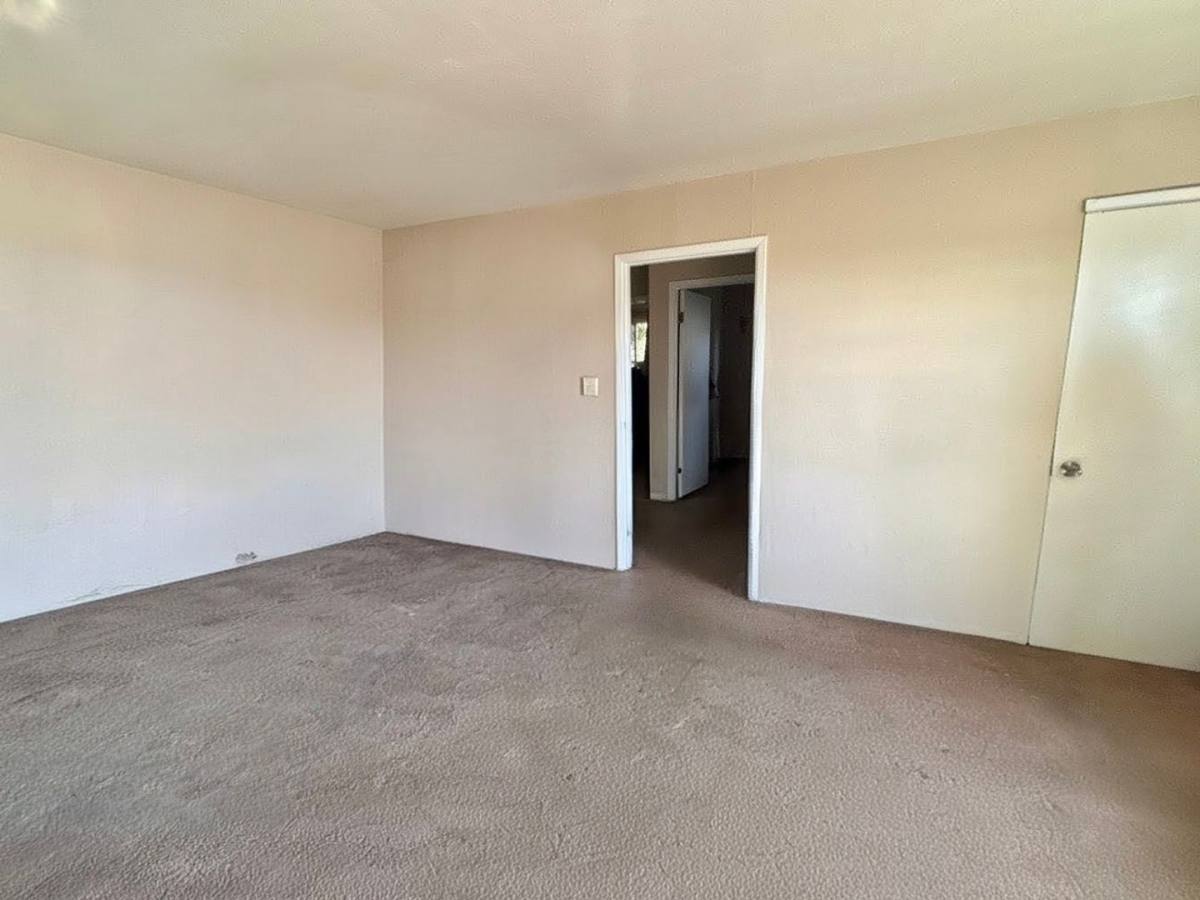 Apartment for rent at 5730 Bayview Ave, Richmond, CA 94804