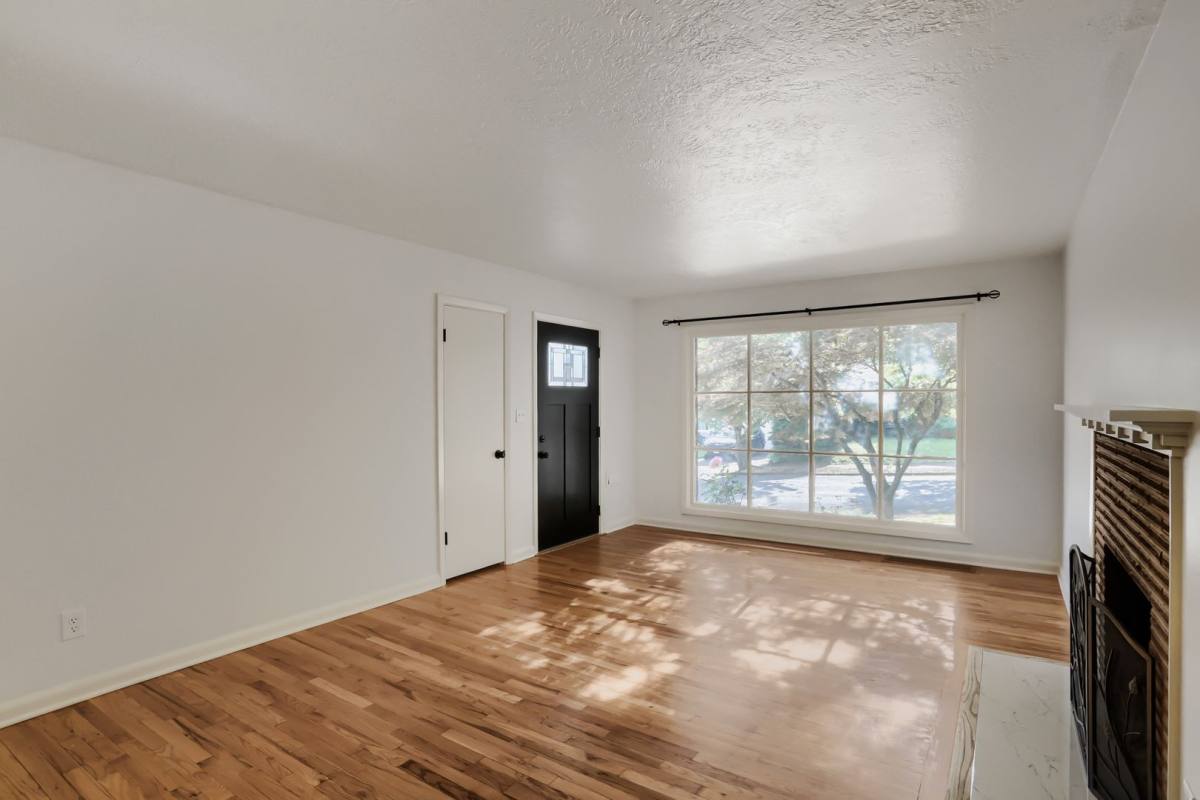 House for rent at 2806 SE 78th Ave, Portland, OR 97206