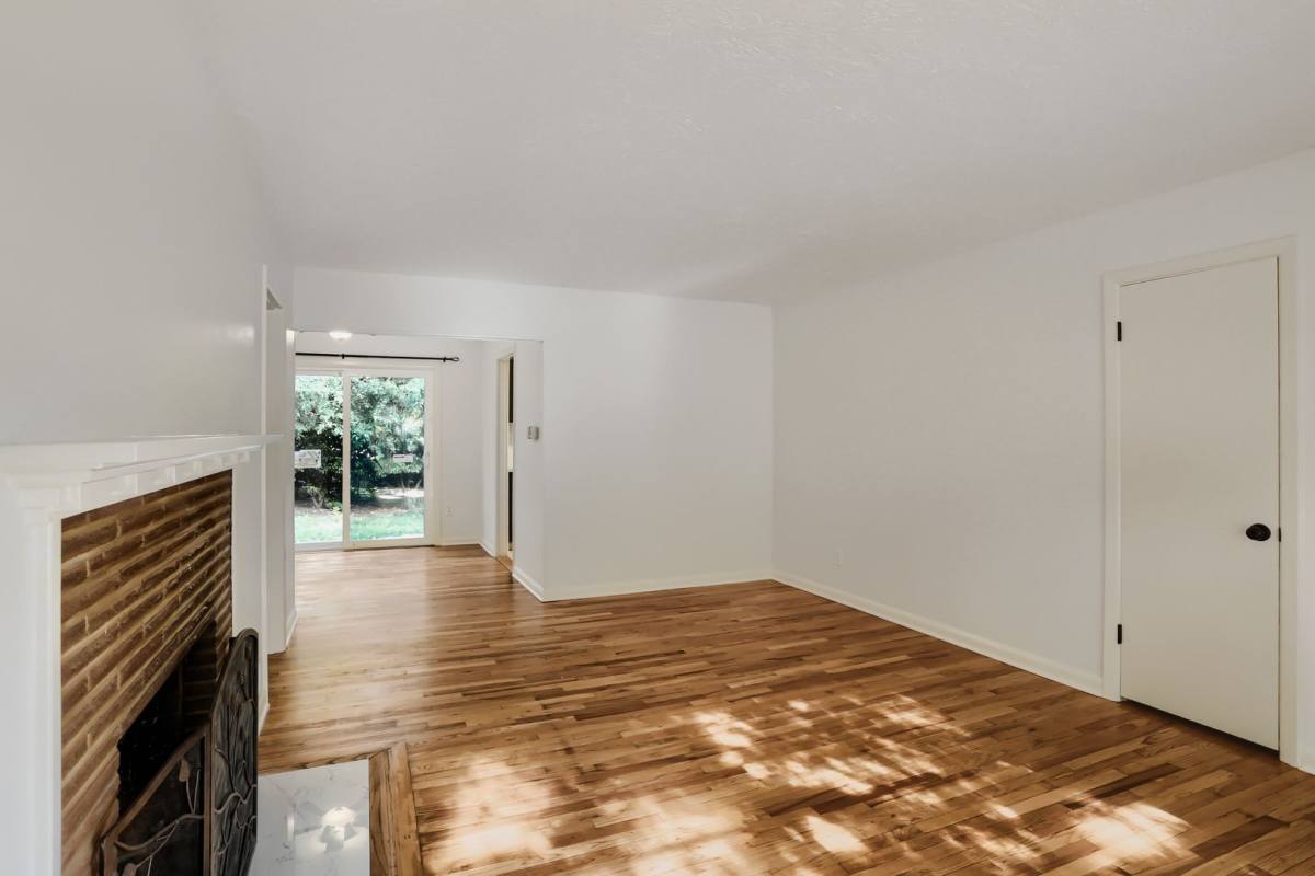 House for rent at 2806 SE 78th Ave, Portland, OR 97206