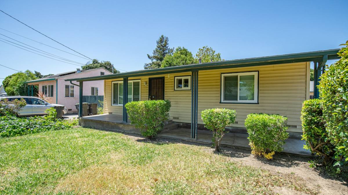 House for rent at 423 Hamilton Dr, Fairfield, CA 94533