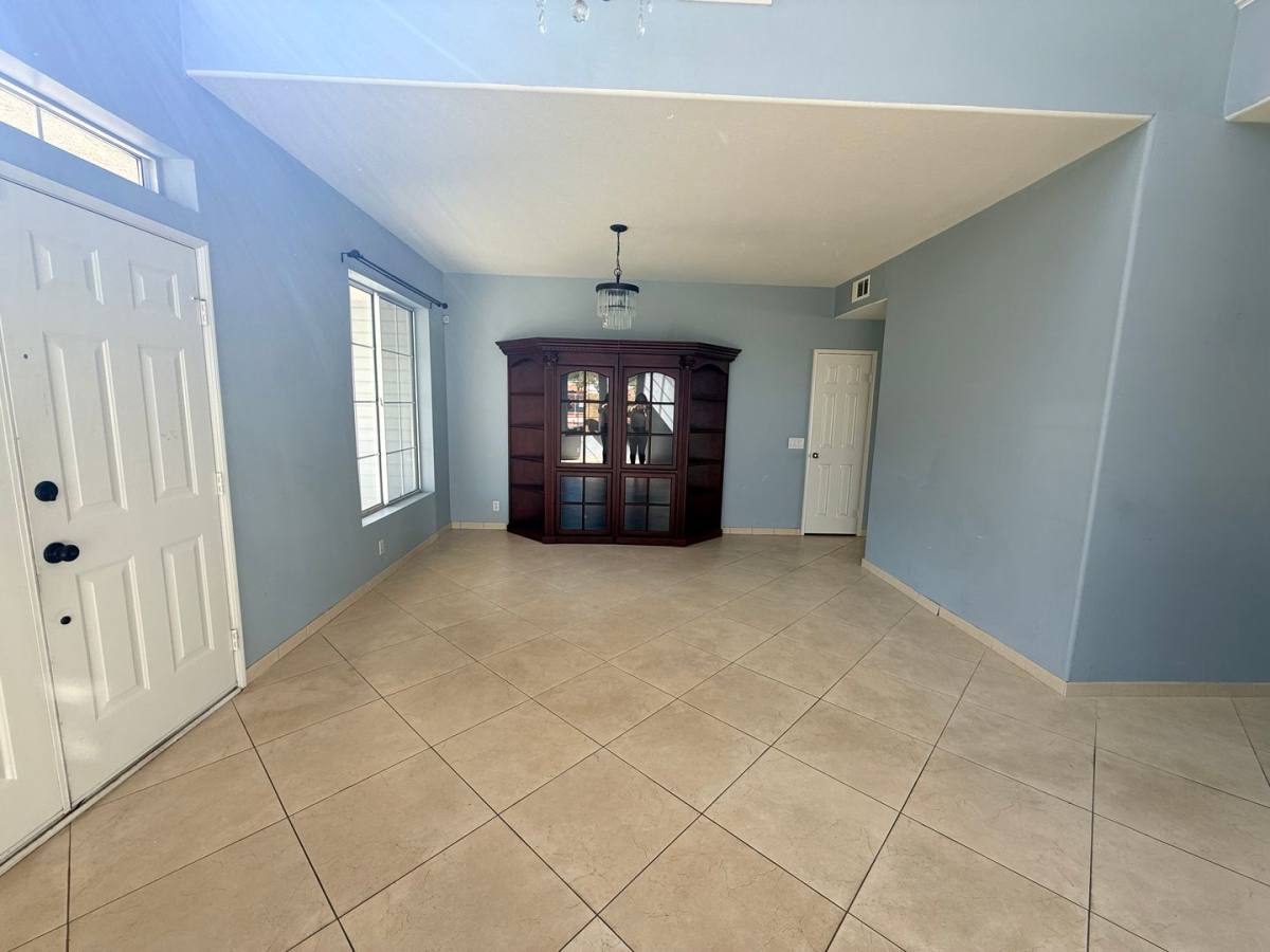 House for rent at 768 Valdosta Circle, Corona, CA 92879