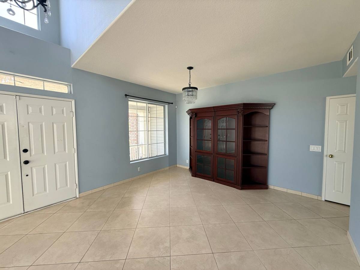 House for rent at 768 Valdosta Circle, Corona, CA 92879