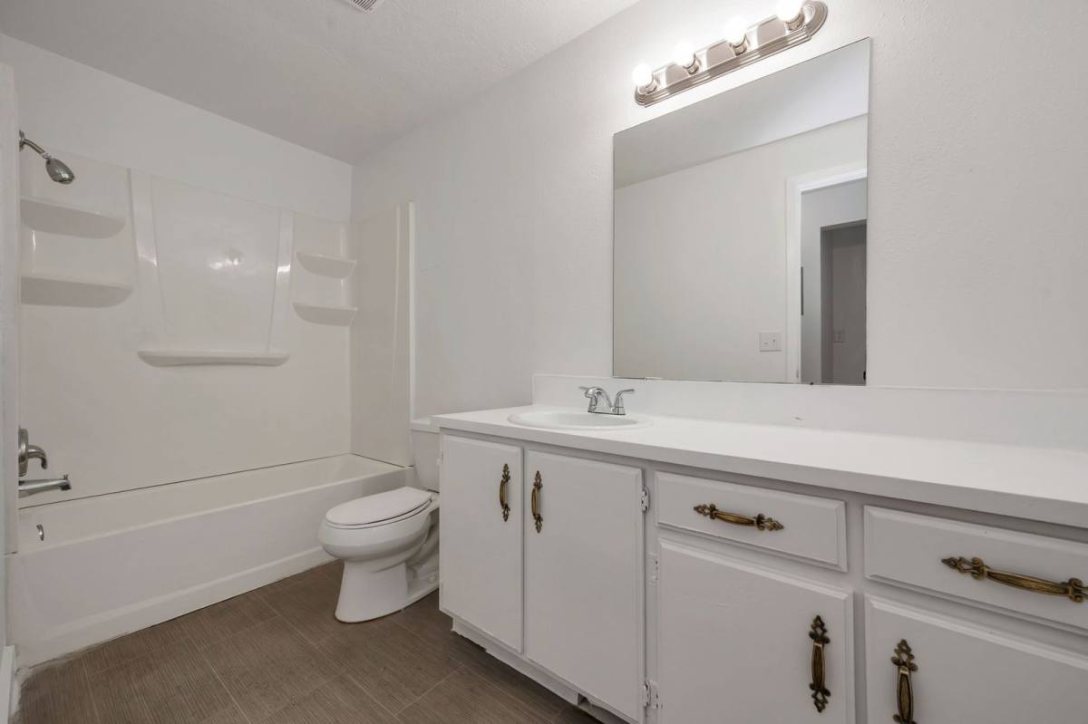 Apartment for rent at 5643 W 3980 S, West Valley City, UT 84128