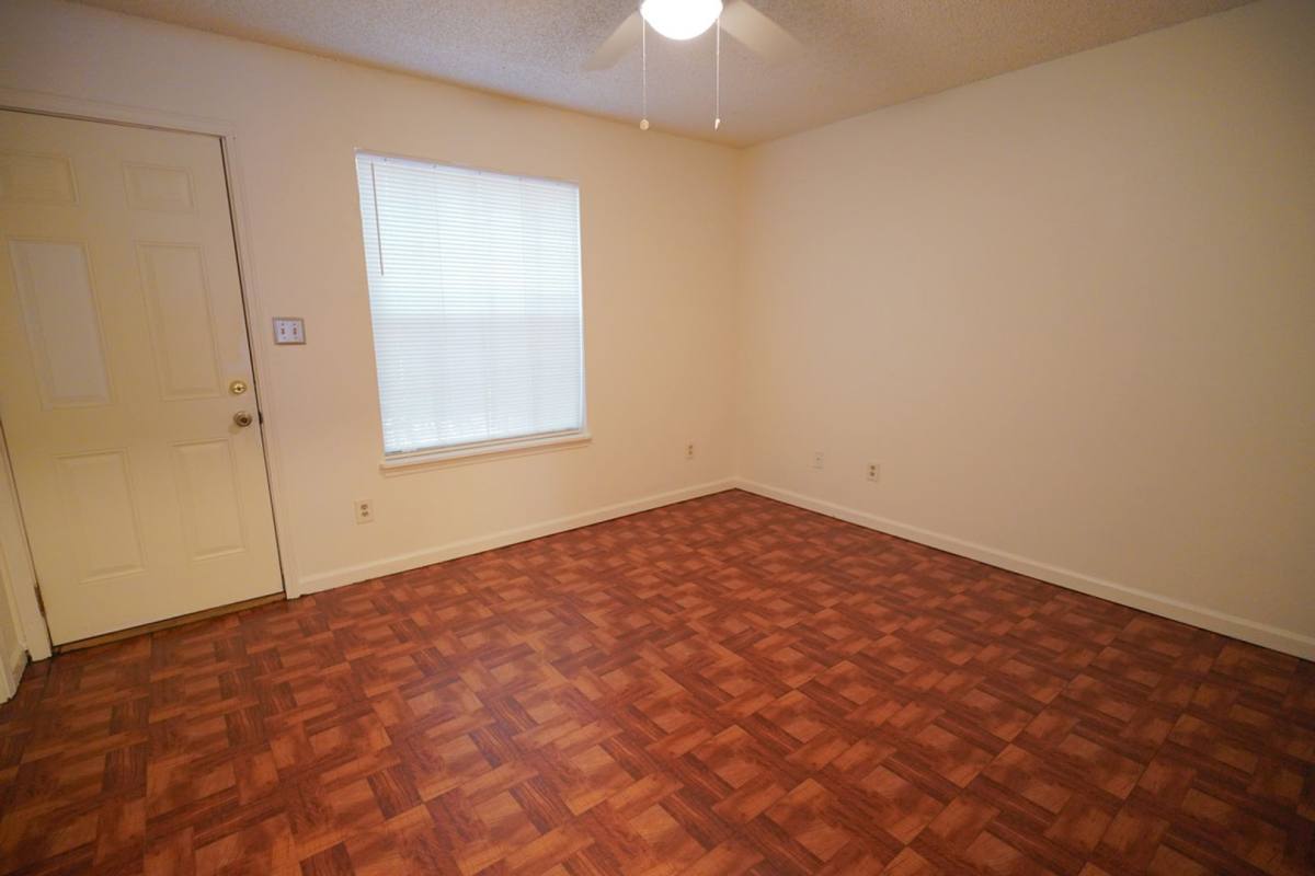 Townhouse for rent at 2335 Parrot Lane, Tallahassee, FL 32303