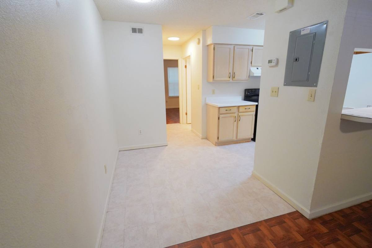 Townhouse for rent at 2335 Parrot Lane, Tallahassee, FL 32303