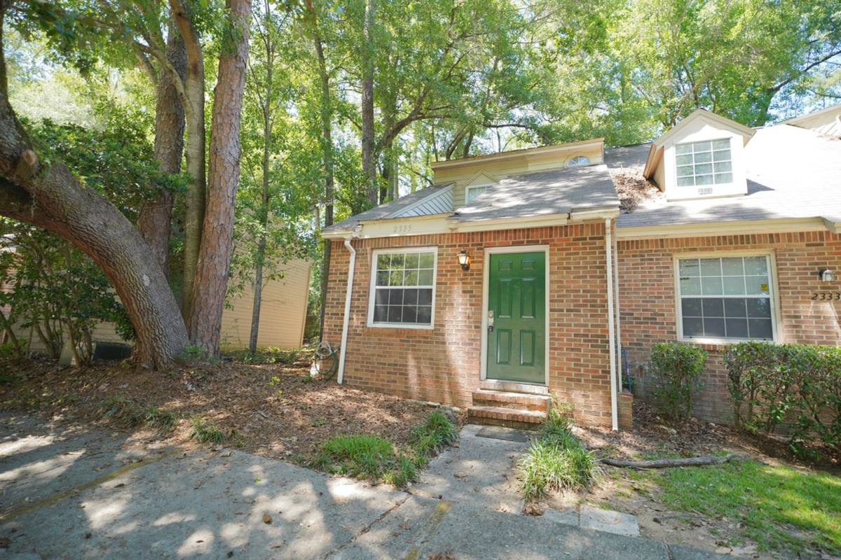 Townhouse for rent at 2335 Parrot Lane, Tallahassee, FL 32303