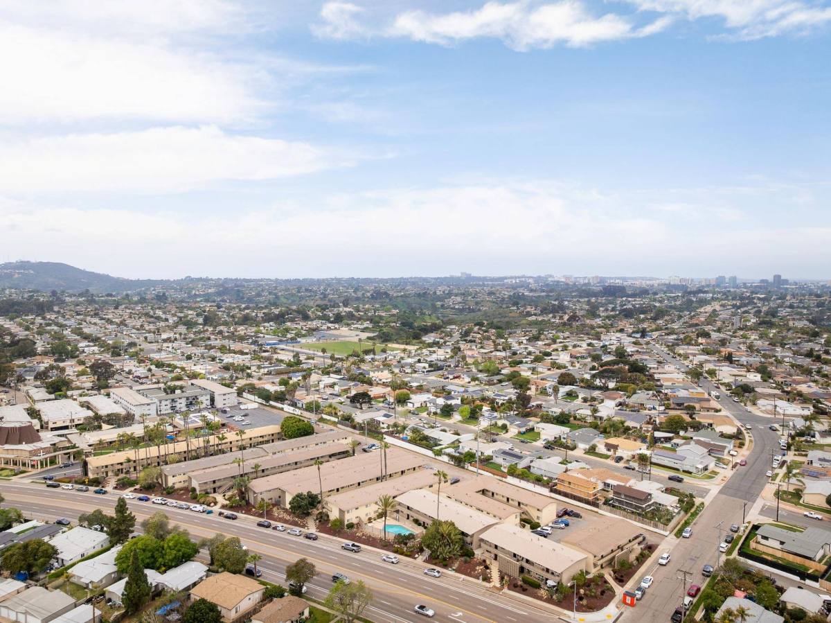 Apartment for rent at 4386 Clairemont Mesa Blvd, San Diego, CA 92117