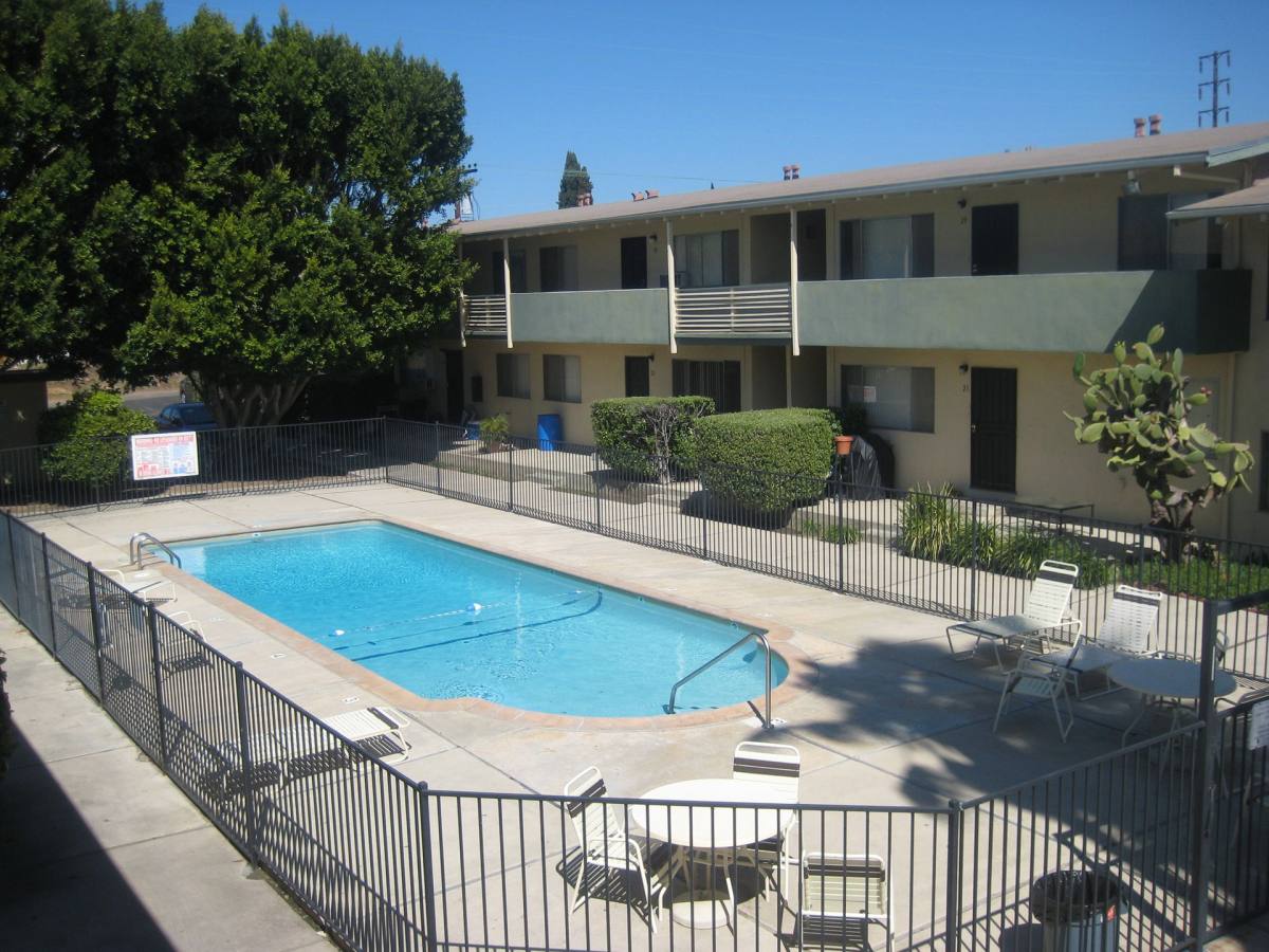 Apartment for rent at 4386 Clairemont Mesa Blvd, San Diego, CA 92117