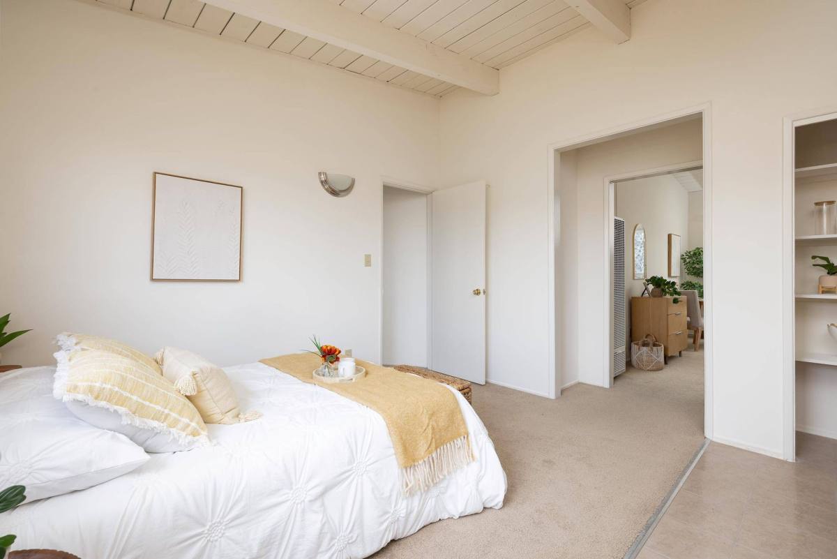 Apartment for rent at 4386 Clairemont Mesa Blvd, San Diego, CA 92117