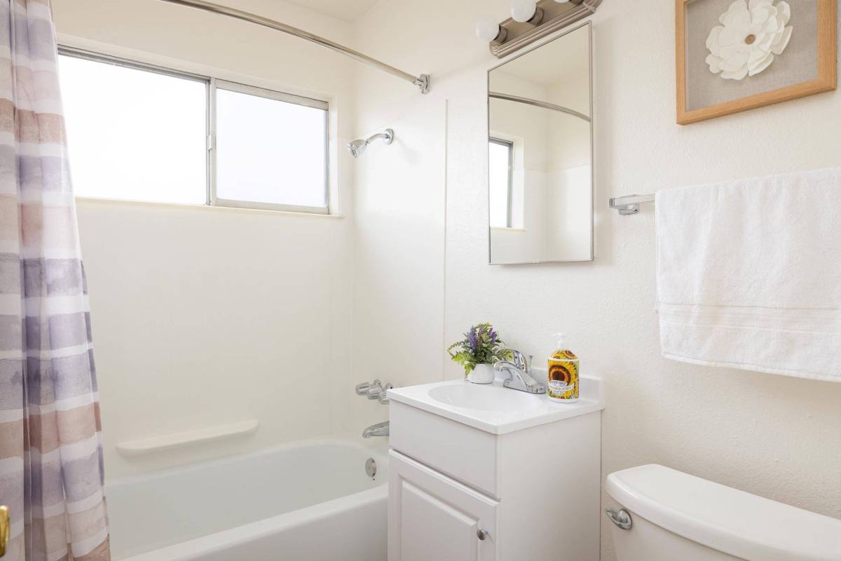 Apartment for rent at 4386 Clairemont Mesa Blvd, San Diego, CA 92117