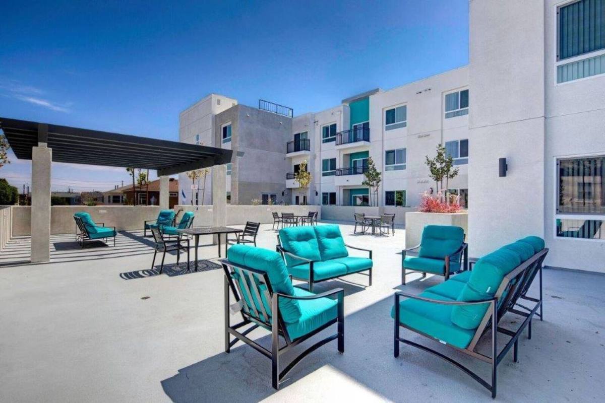 Apartment for rent at 5762 Morley St, Los Angeles, CA 90045