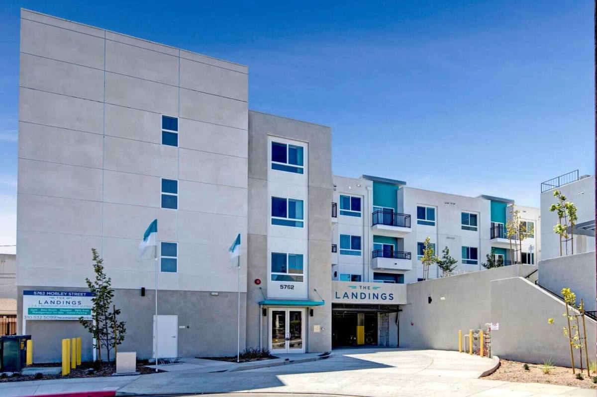 Apartment for rent at 5762 Morley St, Los Angeles, CA 90045