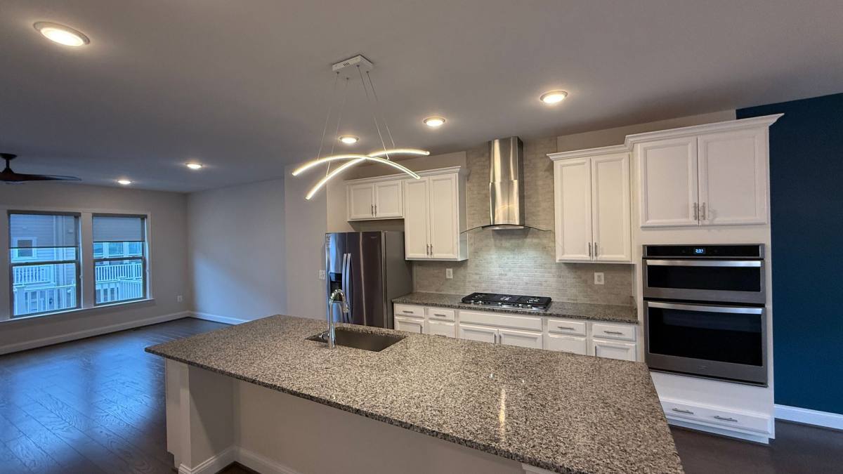 Townhouse for rent at 1949 Greenbriar Hall Rd, Dumfries, VA 22026