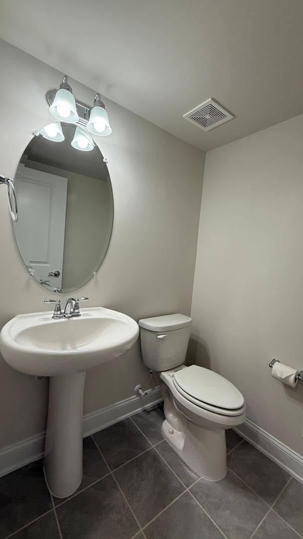 Townhouse for rent at 1949 Greenbriar Hall Rd, Dumfries, VA 22026