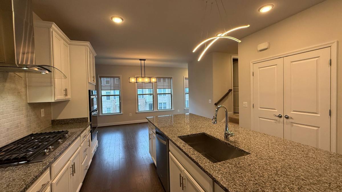 Townhouse for rent at 1949 Greenbriar Hall Rd, Dumfries, VA 22026