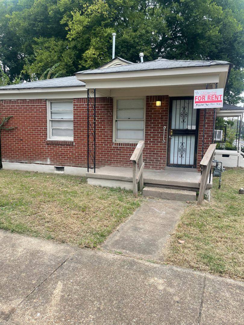 House for rent at 1312 Richmond St, Memphis, TN 38106