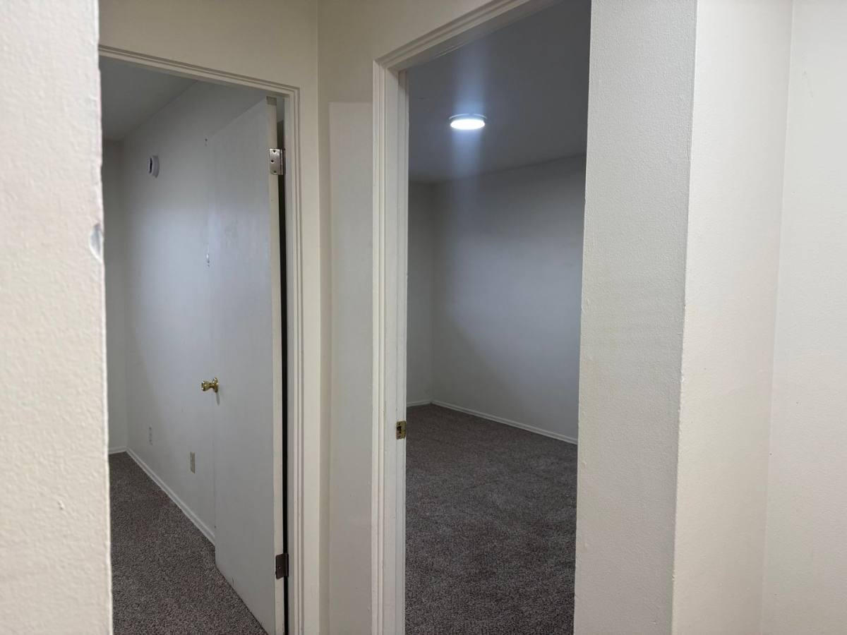 Apartment for rent at 14421 8th Ave SW, Seattle, WA 98166