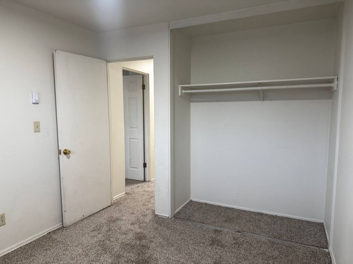 Apartment for rent at 14421 8th Ave SW, Seattle, WA 98166