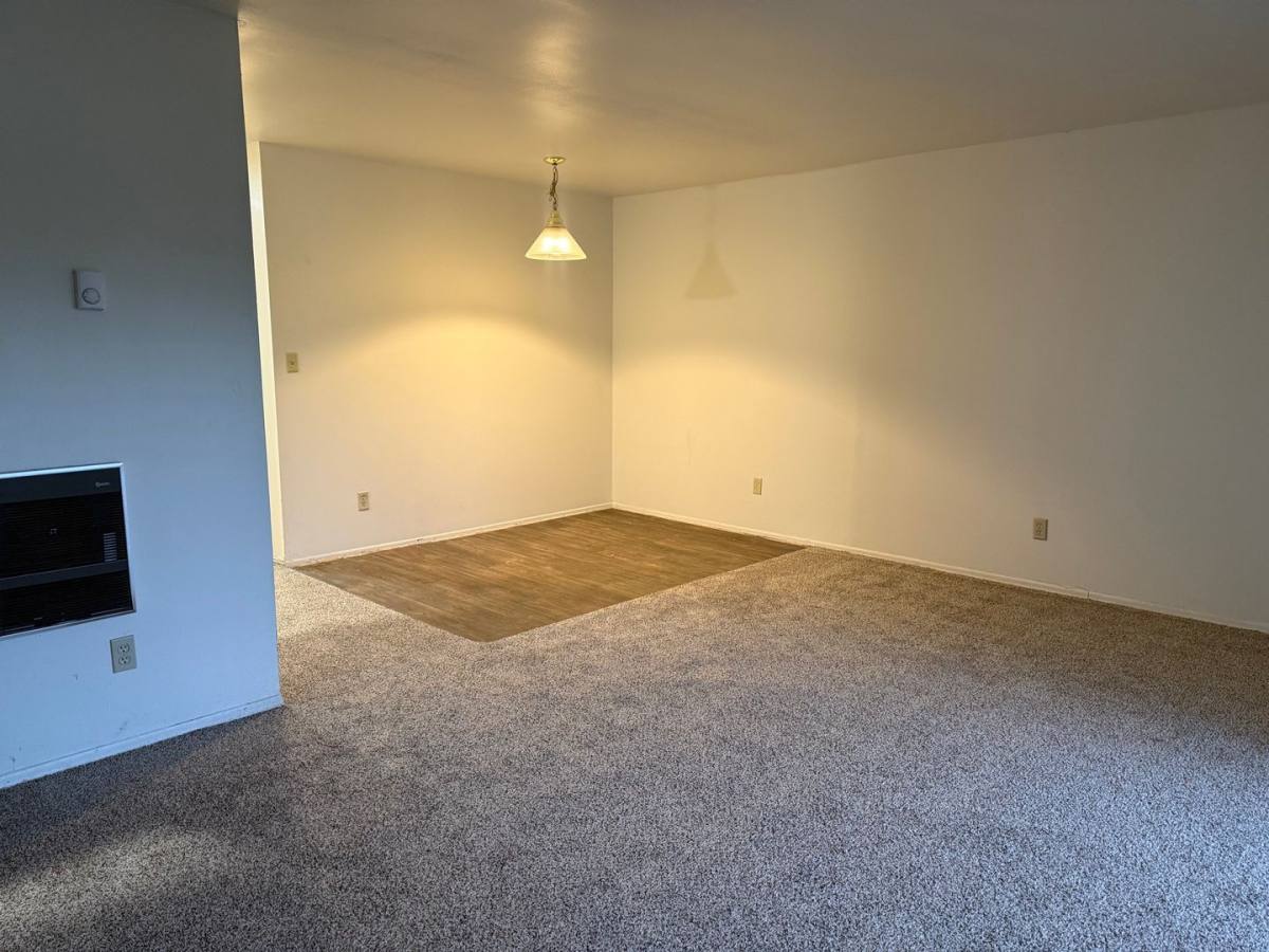 Apartment for rent at 14421 8th Ave SW, Seattle, WA 98166