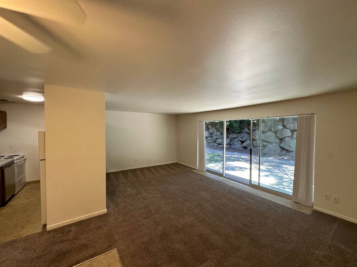 Apartment for rent at 14421 8th Ave SW, Seattle, WA 98166
