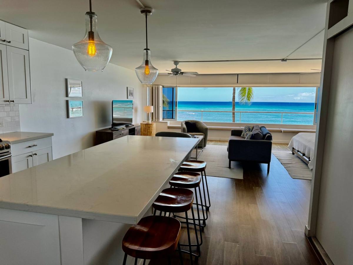 Apartment for rent at 2895 Kalakaua Ave #COLONY Surf, Honolulu, HI 96815