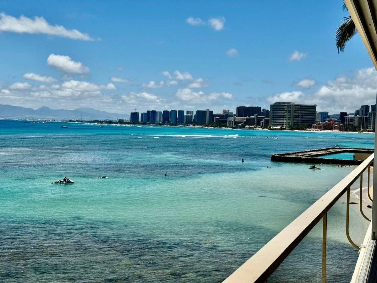 Apartment for rent at 2895 Kalakaua Ave #COLONY Surf, Honolulu, HI 96815