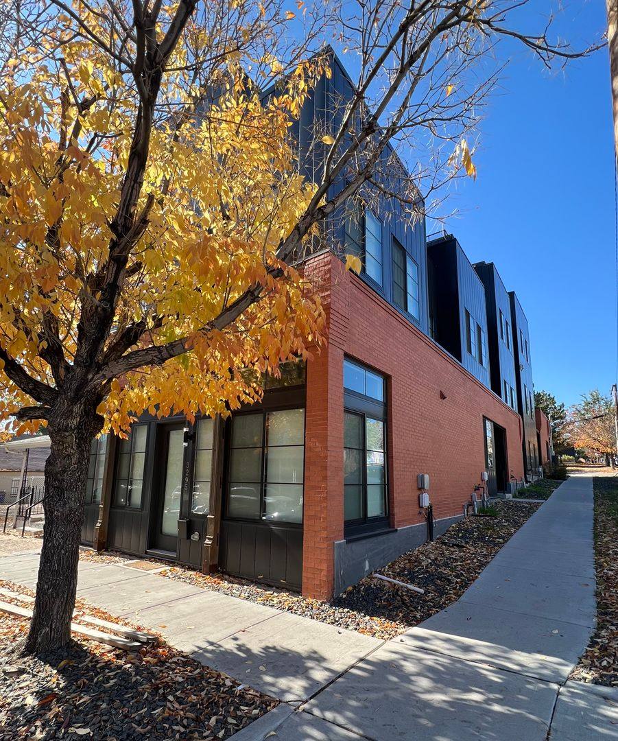 Townhouse for rent at 3295 N Navajo St, Denver, CO 80211