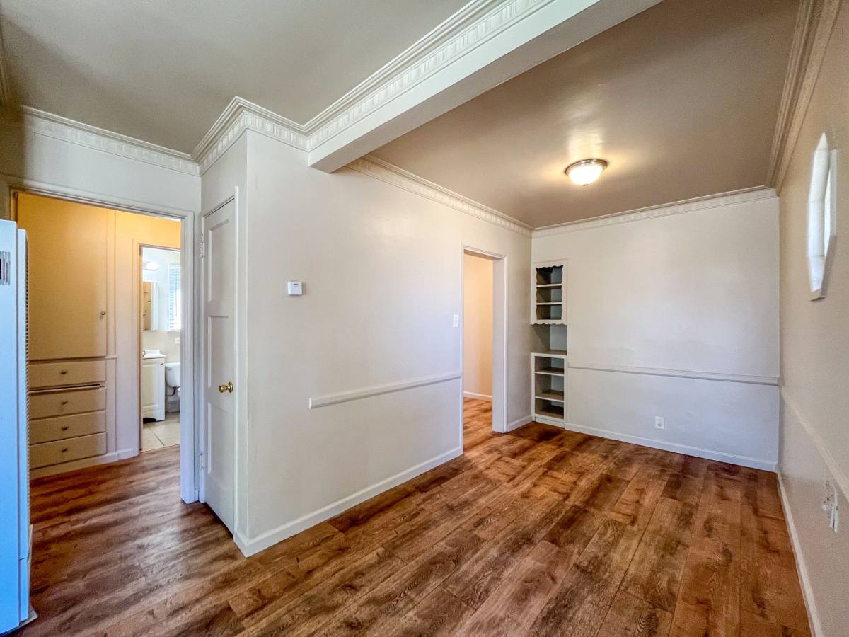 Apartment for rent at 6605 S Van Ness Ave, Los Angeles, CA 90047