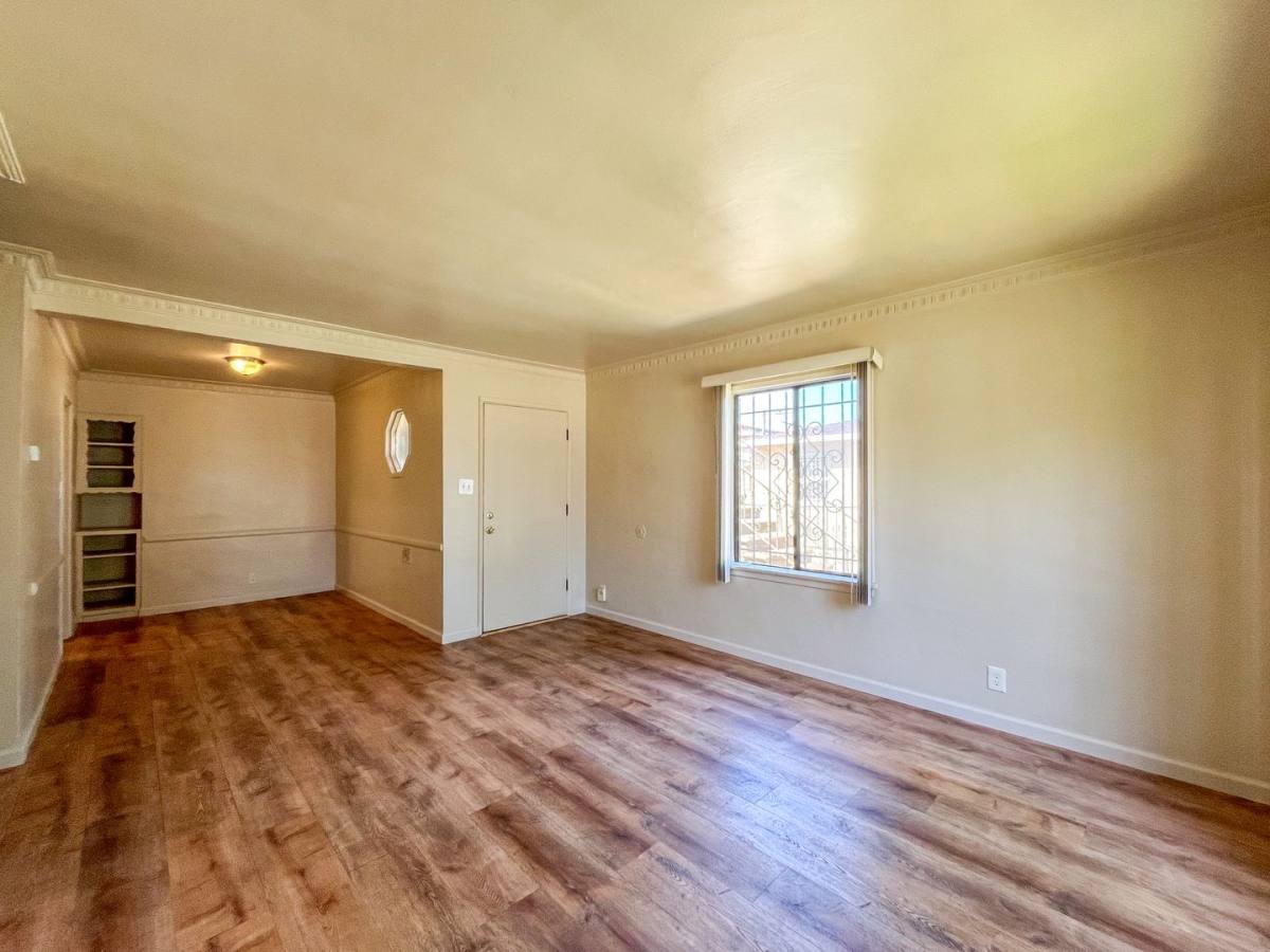 Apartment for rent at 6605 S Van Ness Ave, Los Angeles, CA 90047