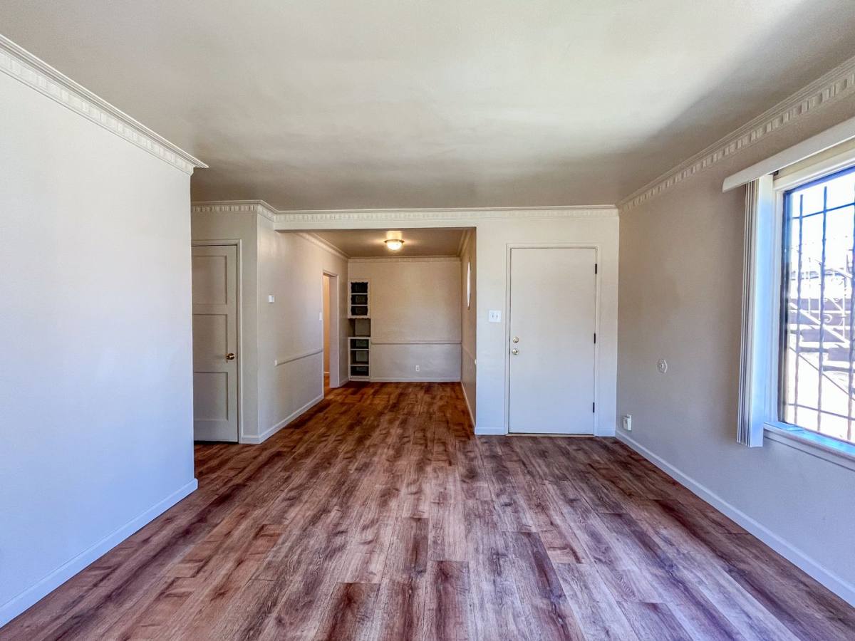 Apartment for rent at 6605 S Van Ness Ave, Los Angeles, CA 90047