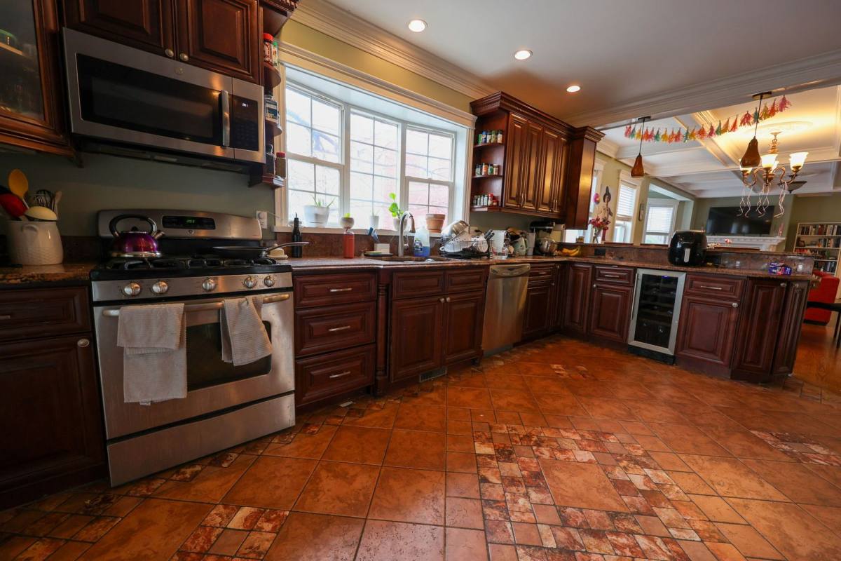 Condo for rent at 117 Nonantum St #1, Brighton, MA 02135