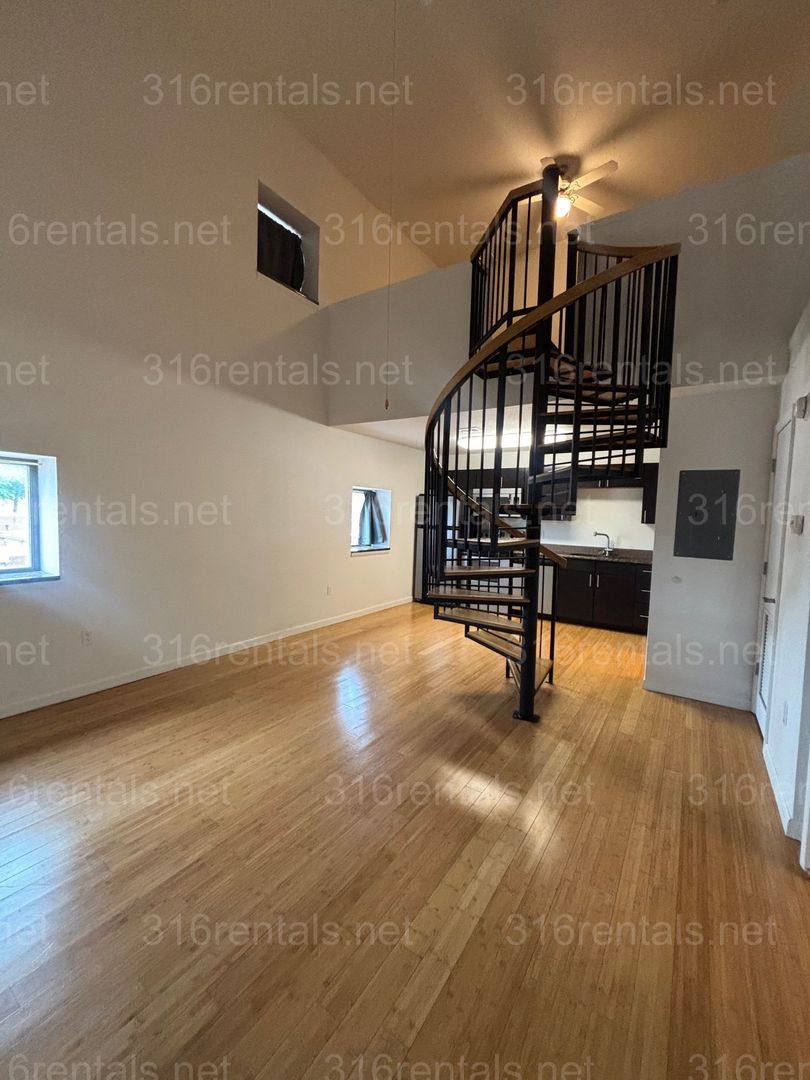 Apartment for rent at 115 W Central, El Dorado, KS 67042