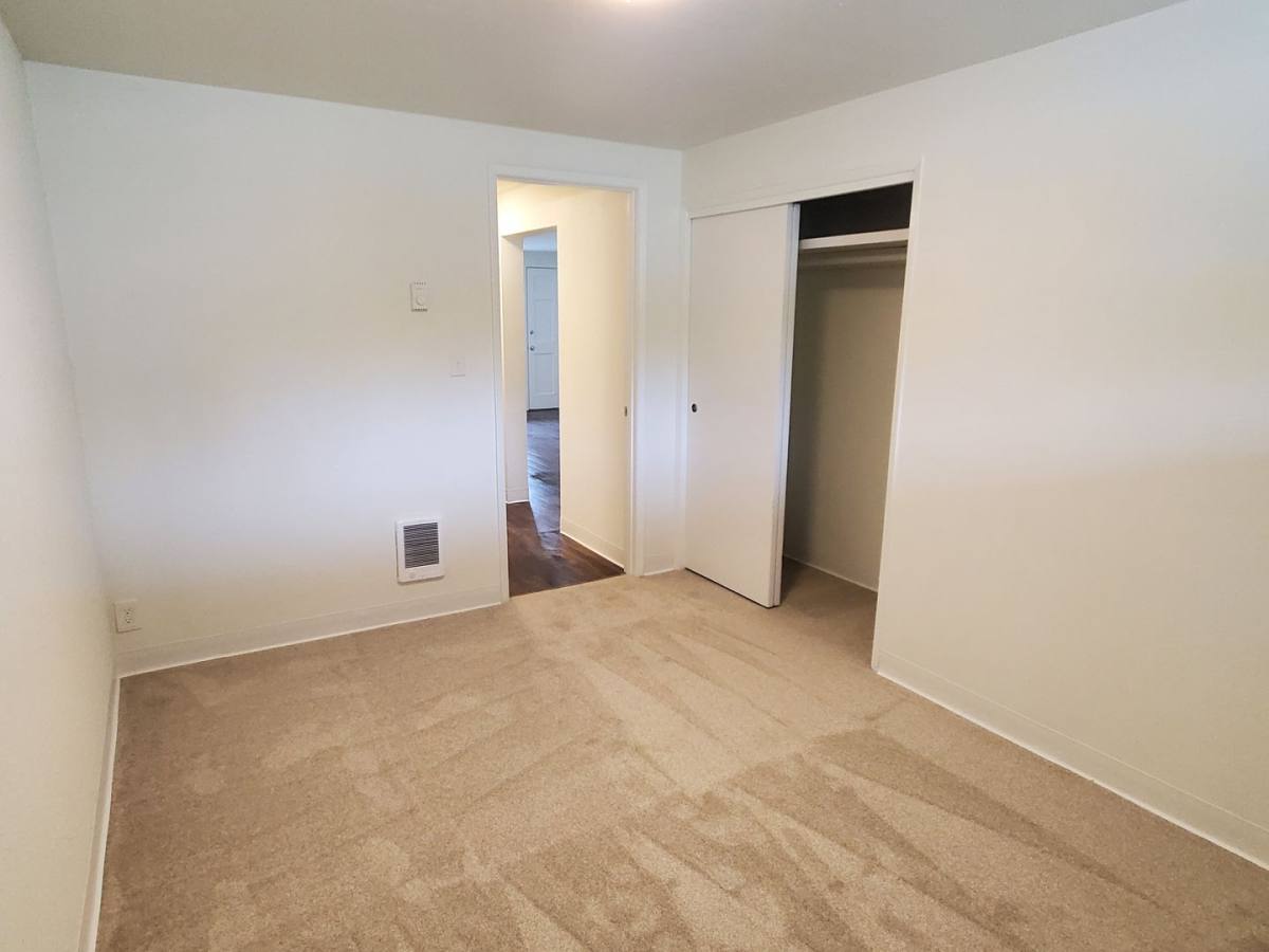 Apartment for rent at 22855 30th Ave S, Seattle, WA 98198