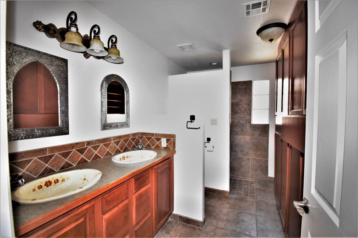 House for rent at 2552 Los Misioneros, Las Cruces, NM 88011